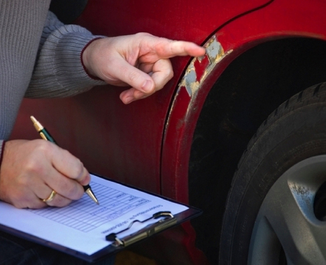 Врегулювання спорів зі страховими компаніями після ДТП